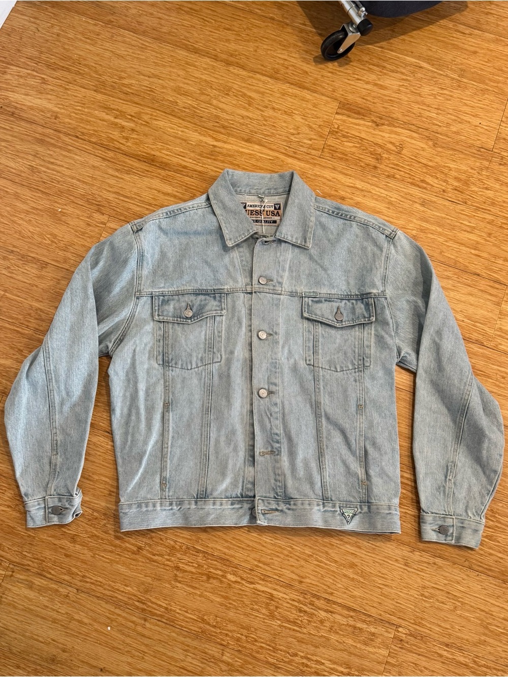 Vintage Guess Jeans light wash denim jean jacket